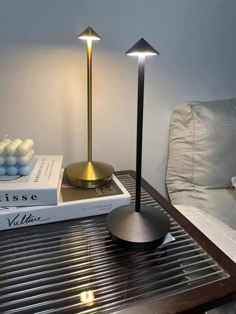 Lighting Table Decor - 2600 MAH Fortschrittliche Einfache Kabellose Lade-Schreibtischlampe,