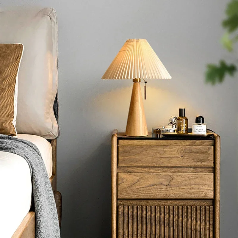 Lighting Decor For Bedroom - Retro-Plissee-Tischlampe, nordische Massivholzleuchten, zum Lesen im