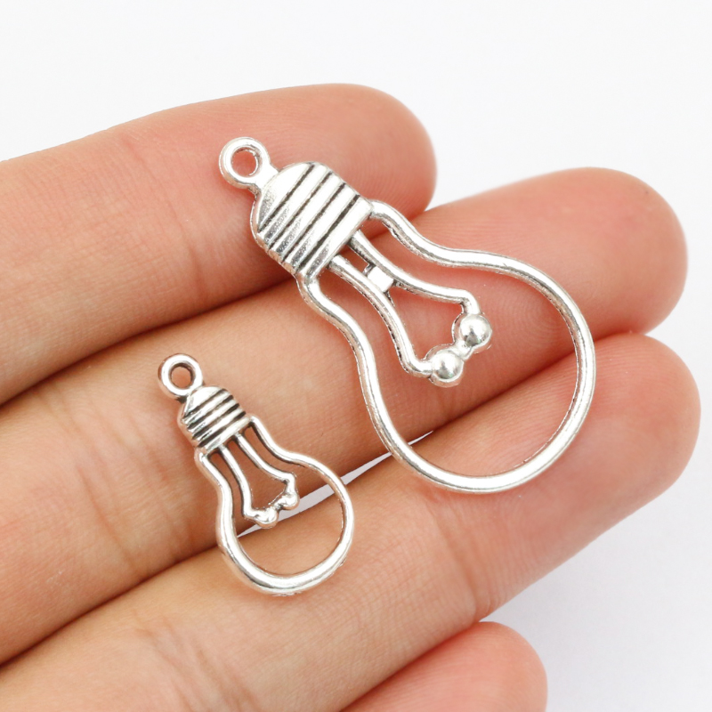 20 Stück Glühbirnen-Charms-Anh – Pendant Light Shade Bewertung und Preis